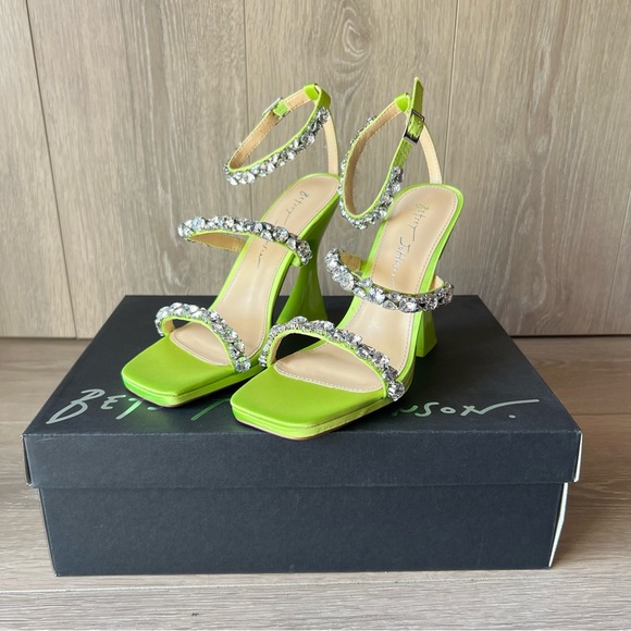Betsy Johnson Rhinestone Glam SB-Perry Green Heels NEW In Box (Multiple Sizes) - Picture 11 of 16